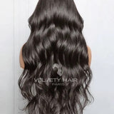 Perruque Raw Hair Lace Wig Kylie, volume naturel et coiffure lisse