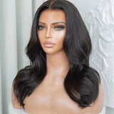 Perruque Vera en cheveux bruts 100% naturels avec tulle invisible.