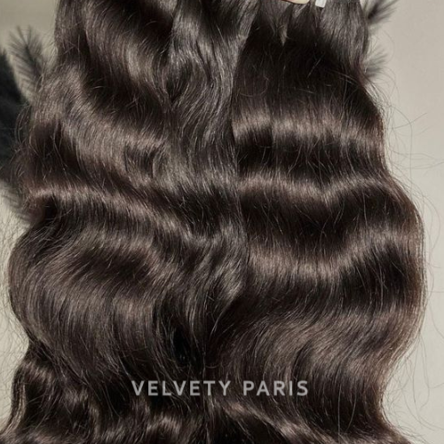 Raw Hair Indien : l’extension pure et durable qui traverse le temps