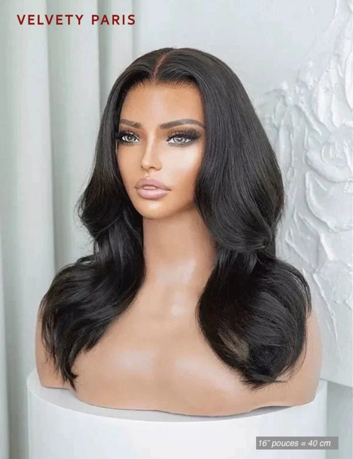 Perruque Vera en cheveux bruts 100% naturels avec tulle invisible.